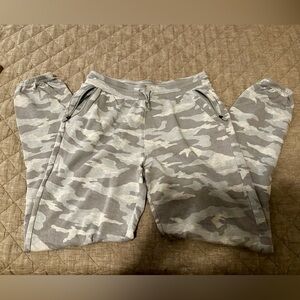 Athleta Girl Relaxed Joggers XXL/16